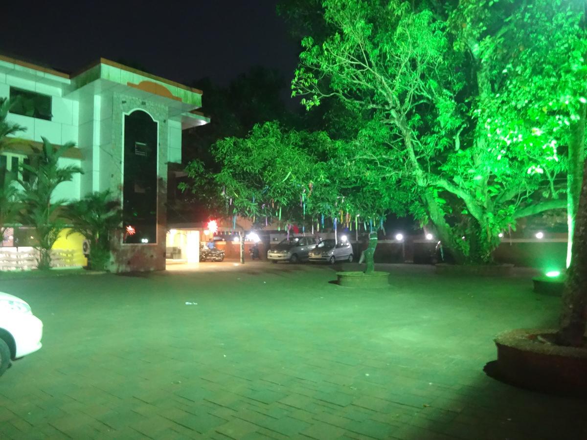 Hotel Mithila Eramalloor Εξωτερικό φωτογραφία